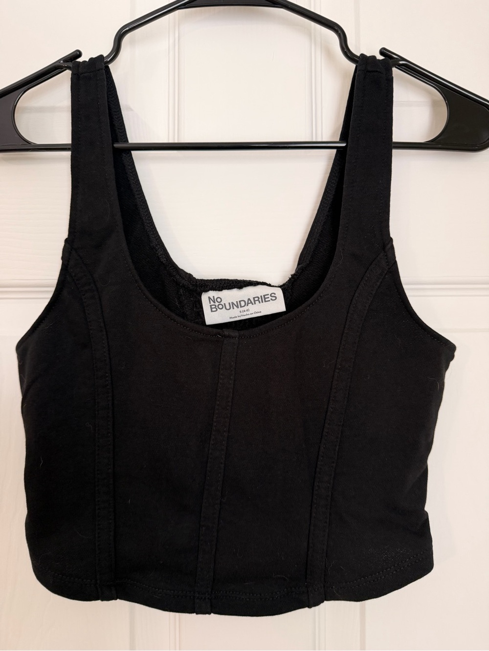 No Boundaries Women’s Black Cropped Tank Top with pants matching set